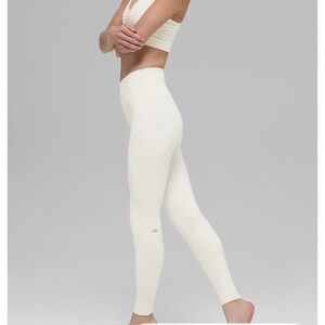 ALO Yoga Cream Leggings